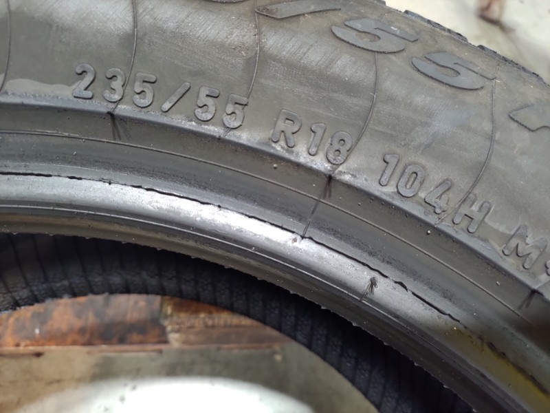 4 Gomme usate 235 55 18 Pneumatici Invernali PIRELLI 4 Gomme usate 235 55 18 Pneumatici Invernali PIRELLI
