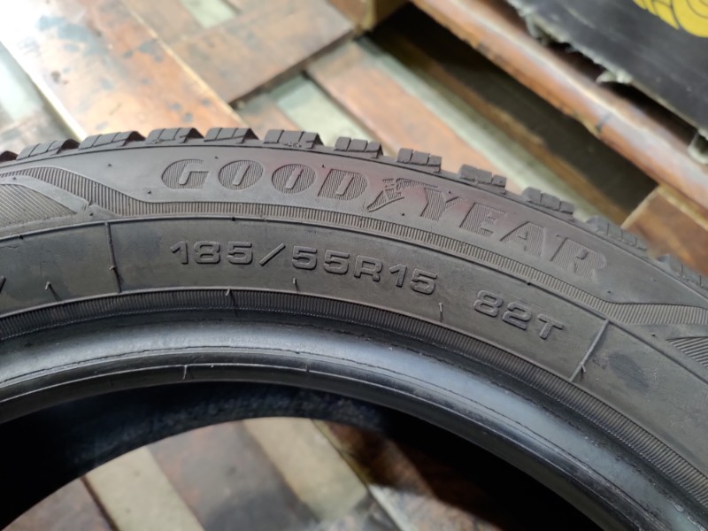 2 Gomme usate 185 55 15 Pneumatici Invernali GOODYEAR 2 Gomme usate 185 55 15 Pneumatici Invernali GOODYEAR