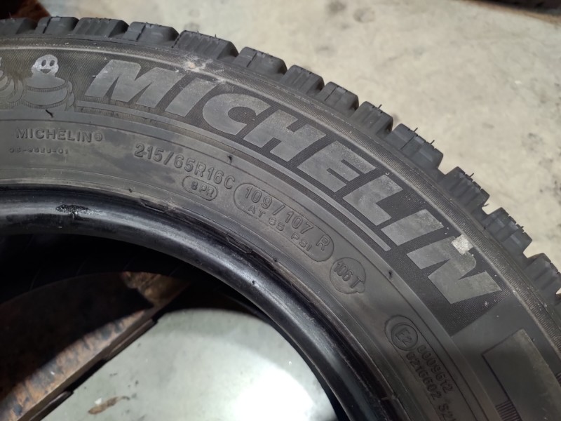 4 Gomme usate 215 65 16 C Pneumatici Invernali MICHELIN 4 Gomme usate 215 65 16 C Pneumatici Invernali MICHELIN