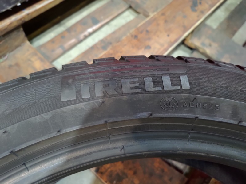 4 Gomme usate 235 45 19 Pneumatici Invernali PIRELLI 4 Gomme usate 235 45 19 Pneumatici Invernali PIRELLI