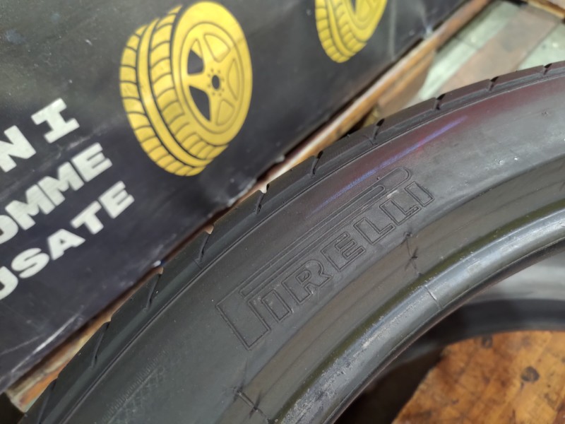 1 Gomma usata 275 35 20 RUN FLAT Pneumatici Estivi PIRELLI 1 Gomma usata 275 35 20 RUN FLAT Pneumatici Estivi PIRELLI