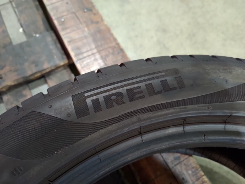 2 Gomme usate 205 50 17 Pneumatici Estivi PIRELLI 2 Gomme usate 205 50 17 Pneumatici Estivi PIRELLI
