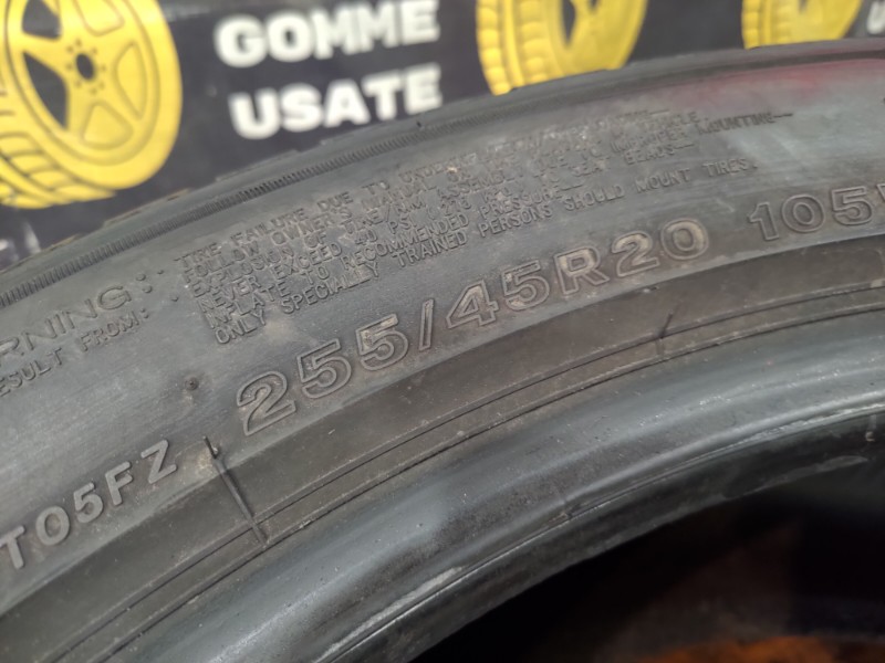 2 Gomme usate 255 45 20 Pneumatici Estivi BRIDGESTONE 2 Gomme usate 255 45 20 Pneumatici Estivi BRIDGESTONE