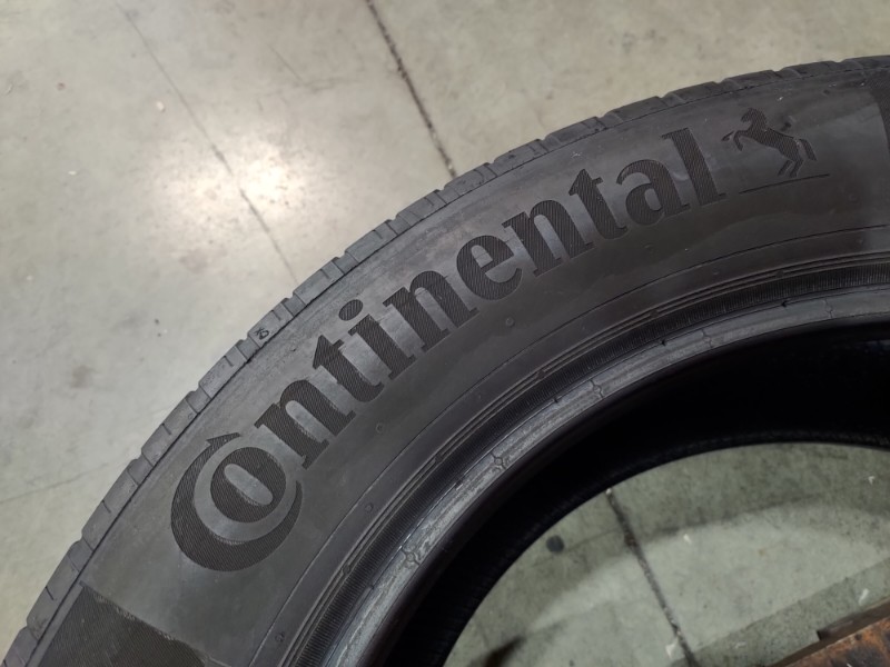 2 Gomme usate 235 55 18 Pneumatici Estivi CONTINENTAL 2 Gomme usate 235 55 18 Pneumatici Estivi CONTINENTAL