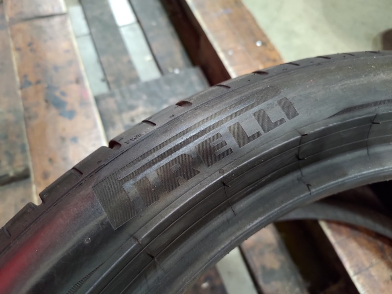 2 Gomme usate 275 35 19 Pneumatici Estivi PIRELLI 2 Gomme usate 275 35 19 Pneumatici Estivi PIRELLI