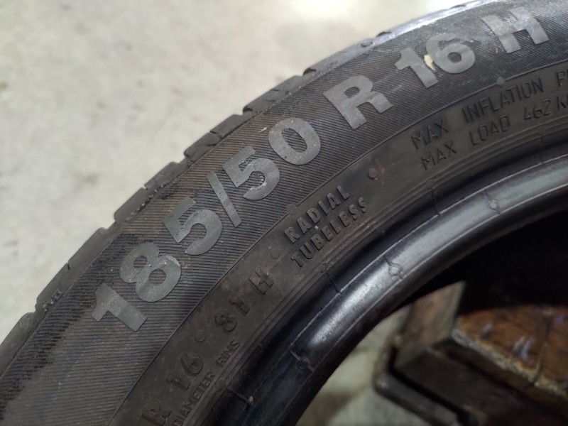 2 Gomme usate 185 50 16 e 2 Gommme usate 205 45 16 Pneumatici Estivi CONTINENTAL 2 Gomme usate 185 50 16 e 2 Gommme usate 205 45 16 Pneumatici Estivi CONTINENTAL