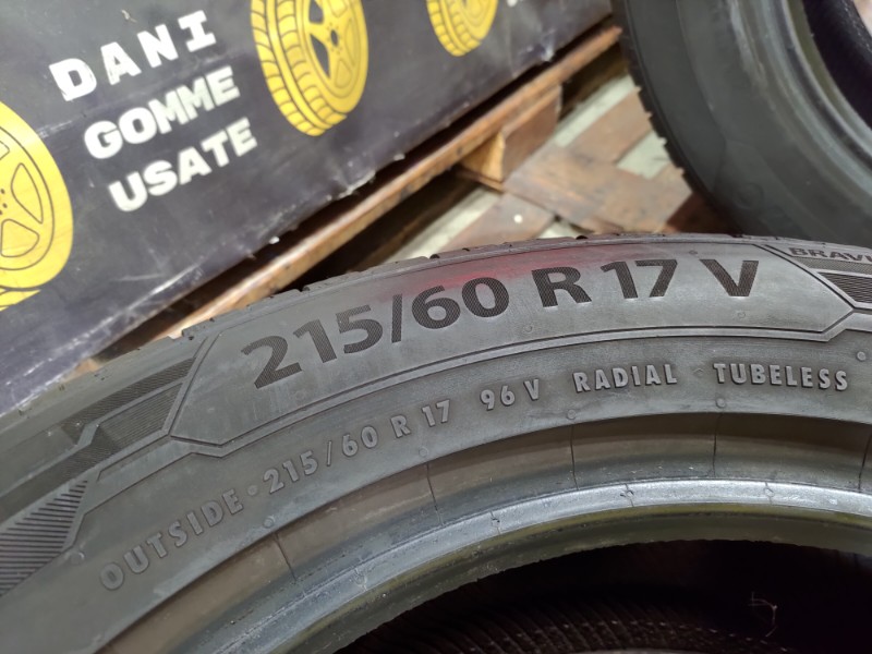 4 Gomme usate 215 60 17 Pneumatici Estivi BARUM 4 Gomme usate 215 60 17 Pneumatici Estivi BARUM