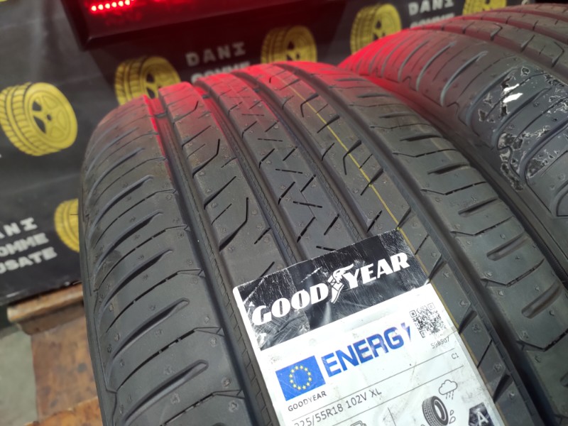 2 Gomme nuove 225 55 18 Pneumatici Estivi GOODYEAR 2 Gomme nuove 225 55 18 Pneumatici Estivi GOODYEAR