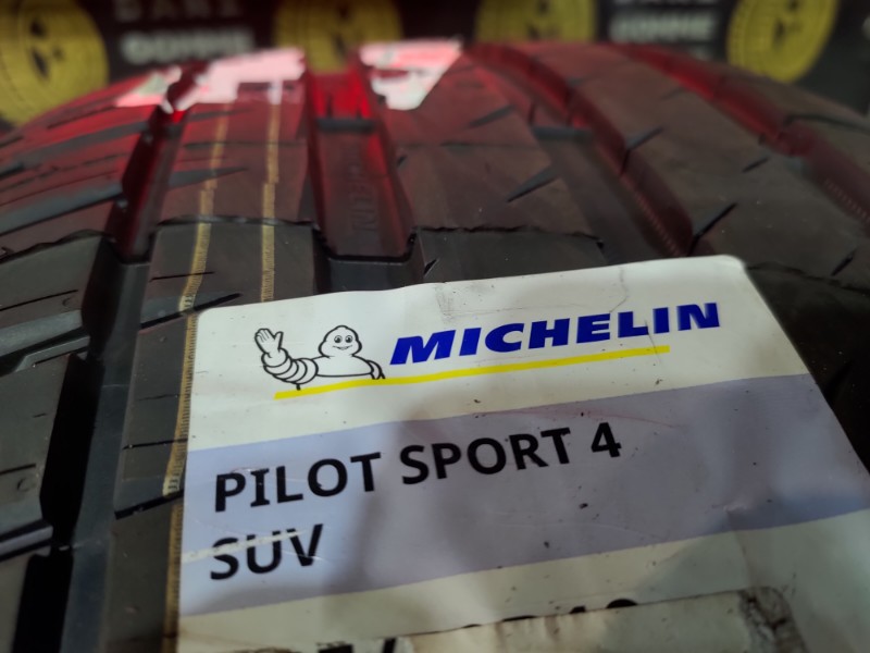 2 Gomme nuove 245 50 19 Pneumatici Estivi MICHELIN 2 Gomme nuove 245 50 19 Pneumatici Estivi MICHELIN