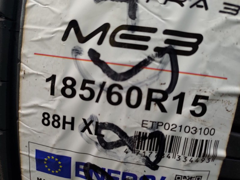 2 Gomme nuove 185 60 15 Pneumatici Estivi MAXXIS 2 Gomme nuove 185 60 15 Pneumatici Estivi MAXXIS