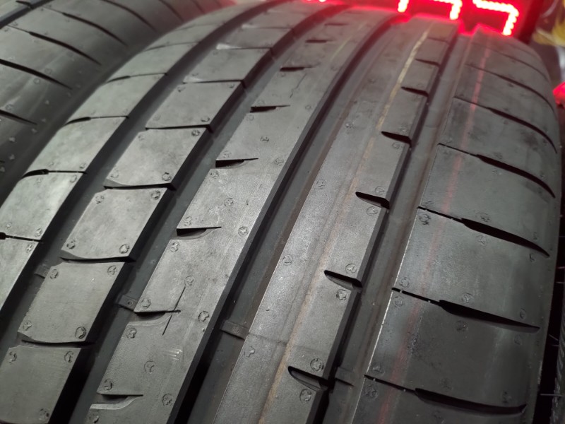 4 Gomme nuove 235 50 18 Pneumatici Estivi GOODYEAR 4 Gomme nuove 235 50 18 Pneumatici Estivi GOODYEAR