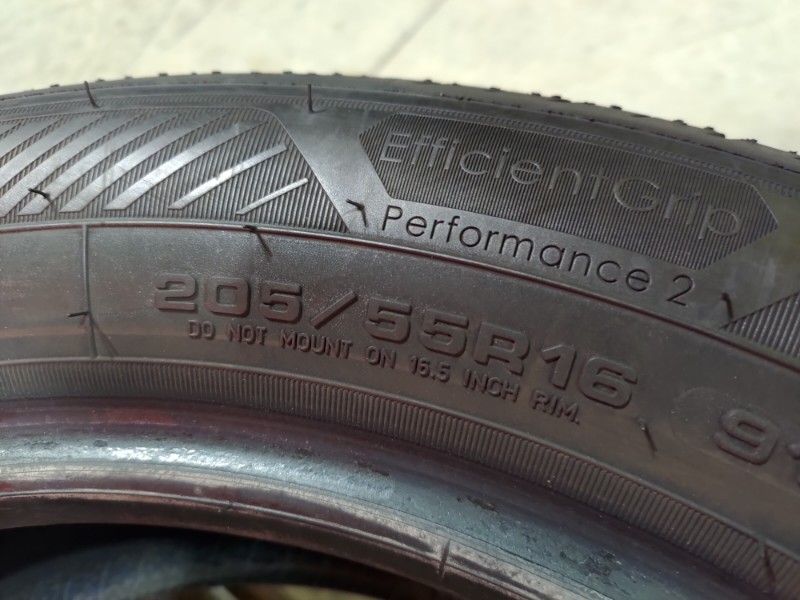 2 Gomme usate 205 55 16 Pneumatici Estivi GOODYEAR 2 Gomme usate 205 55 16 Pneumatici Estivi GOODYEAR