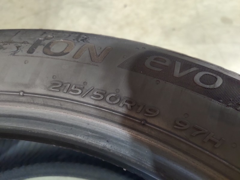 2 Gomme usate 215 50 19 Pneumatici Estivi HANKOOK 2 Gomme usate 215 50 19 Pneumatici Estivi HANKOOK