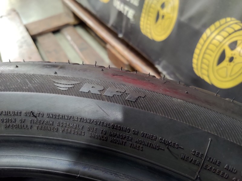 2 Gomme usate 275 40 20 RUN FLAT Pneumatici Estivi BRIDGESTONE 2 Gomme usate 275 40 20 RUN FLAT Pneumatici Estivi BRIDGESTONE