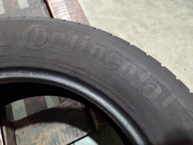 2 Gomme usate 215 60 17 Pneumatici Estivi CONTINENTAL 2 Gomme usate 215 60 17 Pneumatici Estivi CONTINENTAL