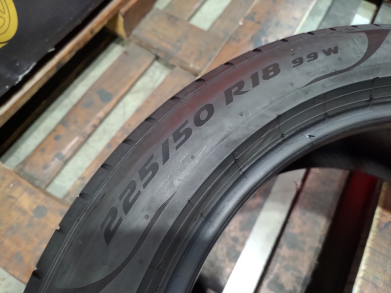 2 Gomme usate 225 50 18 Pneumatici Estivi PIRELLI 2 Gomme usate 225 50 18 Pneumatici Estivi PIRELLI