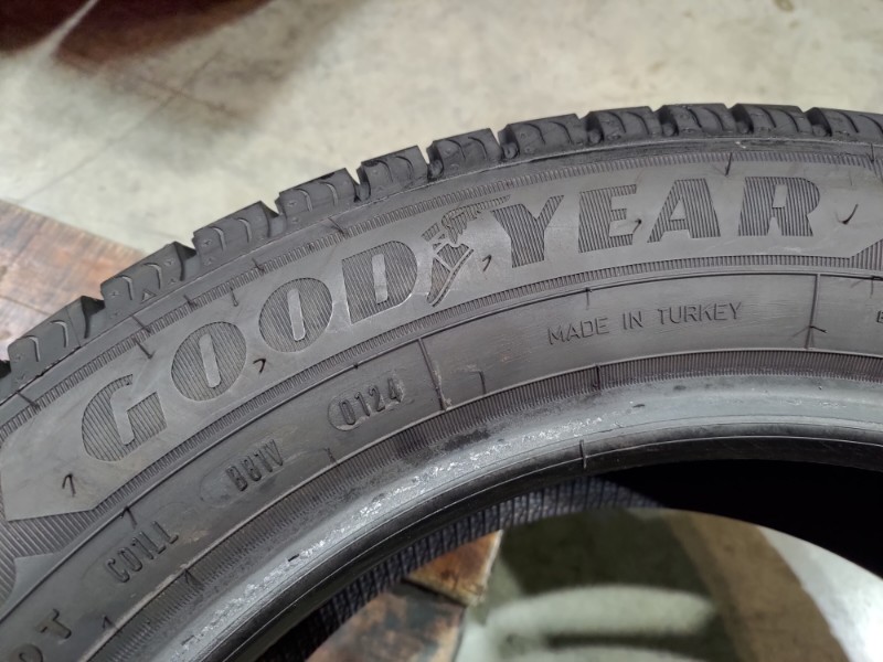 4 Gomme usate 195 60 16 C Pneumatici Estivi GOODYEAR 4 Gomme usate 195 60 16 C Pneumatici Estivi GOODYEAR