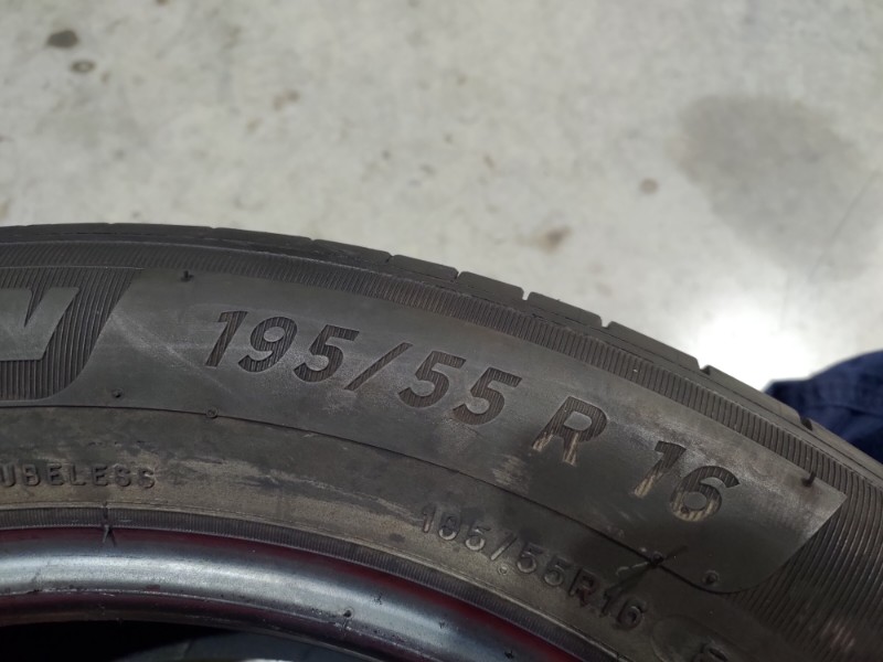 2 Gomme usate 195 55 16 Pneumatici Estivi MICHELIN 2 Gomme usate 195 55 16 Pneumatici Estivi MICHELIN