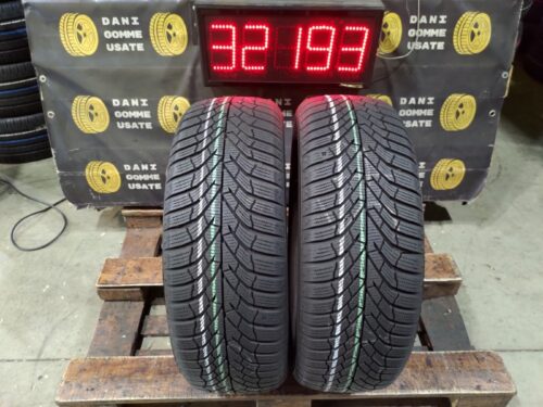 2 Gomme usate 215 60 16 Pneumatici Invernali KUMHO