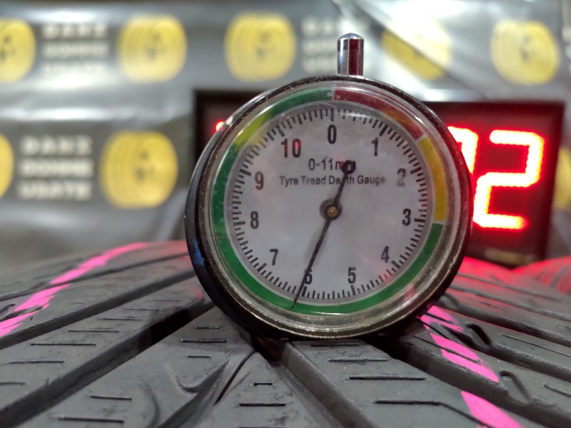 2 Gomme usate 225 50 17 Pneumatici Invernali KLEBER 2 Gomme usate 225 50 17 Pneumatici Invernali KLEBER