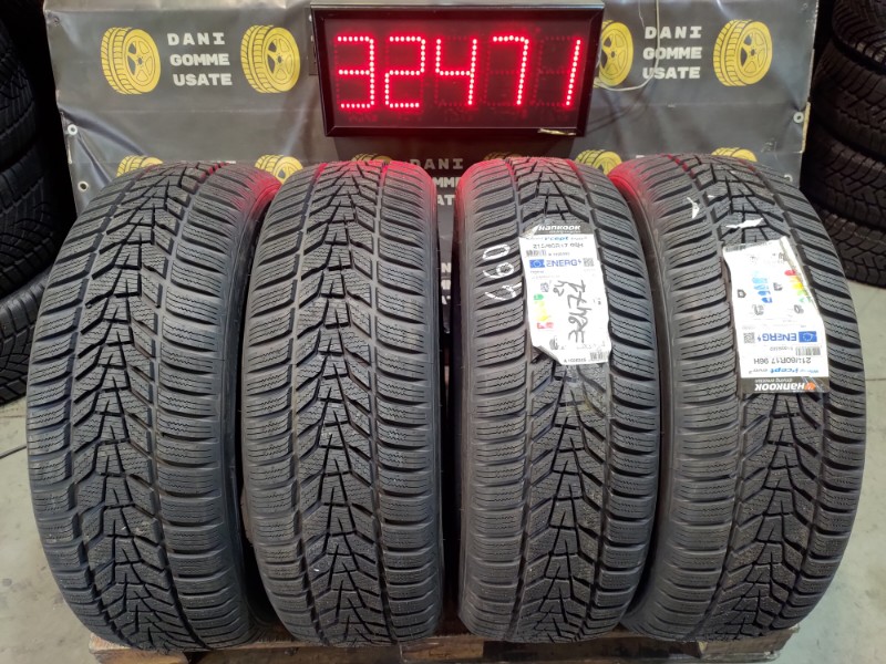 4 Gomme nuove 215 60 17 Pneumatici Invernali HANKOOK 4 Gomme nuove 215 60 17 Pneumatici Invernali HANKOOK