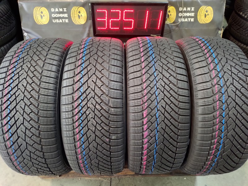 4 Gomme usate 255 55 18 Pneumatici Invernali PIRELLI 4 Gomme usate 255 55 18 Pneumatici Invernali PIRELLI