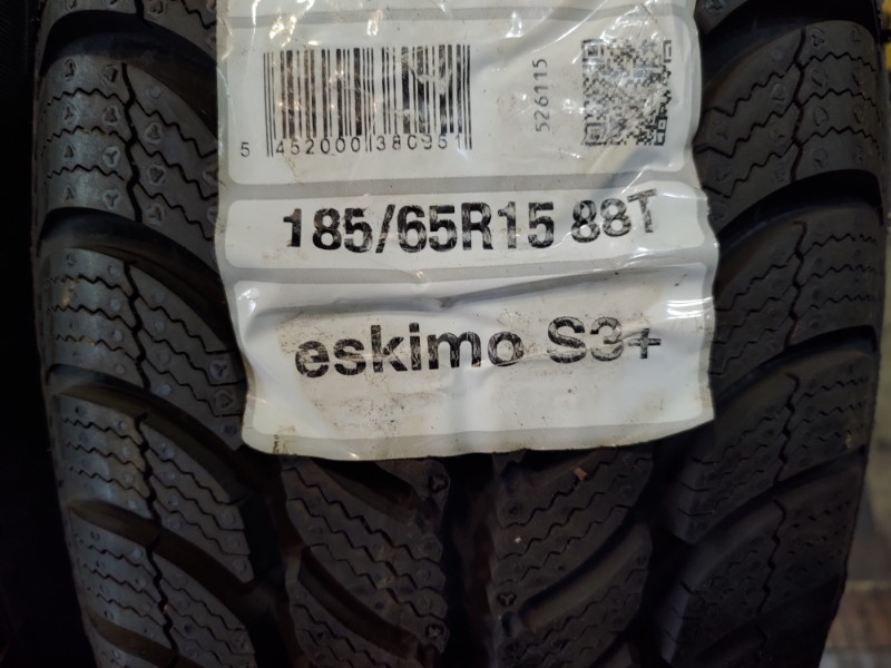 2 Gomme nuove 185 65 15 Pneumatici Invernali SAVA 2 Gomme nuove 185 65 15 Pneumatici Invernali SAVA