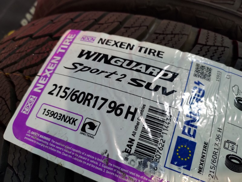 4 Gomme nuove 215 60 17 Pneumatici Invernali NEXEN 4 Gomme nuove 215 60 17 Pneumatici Invernali NEXEN