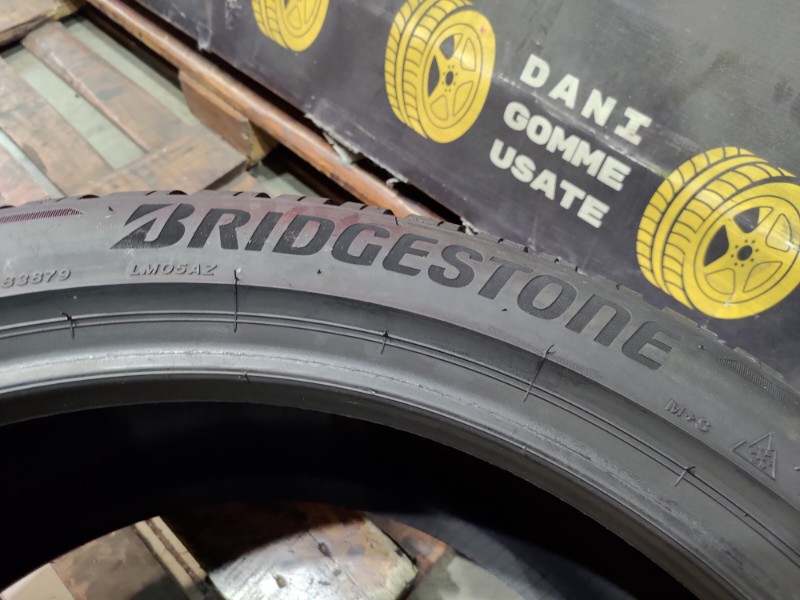 2 Gomme usate 285 40 22 Pneumatici Invernali BRIDGESTONE 2 Gomme usate 285 40 22 Pneumatici Invernali BRIDGESTONE