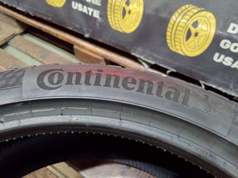 2 Gomme usate 235 45 21 e 2 Gomme usate 255 40 21 Pneumatici Invernali CONTINENTAL 2 Gomme usate 235 45 21 e 2 Gomme usate 255 40 21 Pneumatici Invernali CONTINENTAL