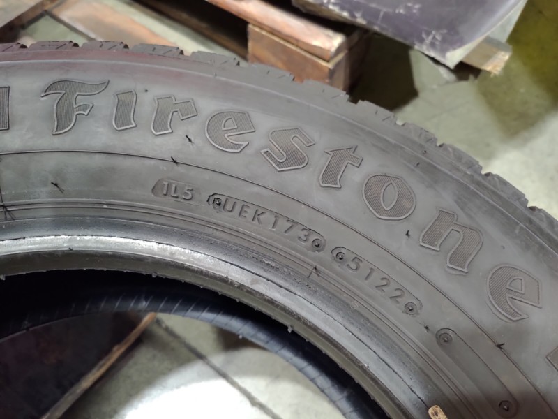 4 Gomme usate 215 65 16 C Pneumatici Invernali FIRESTONE 4 Gomme usate 215 65 16 C Pneumatici Invernali FIRESTONE