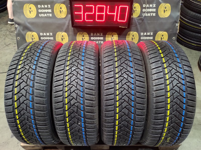 4 Gomme usate 215 55 17 Pneumatici Invernali DUNLOP 4 Gomme usate 215 55 17 Pneumatici Invernali DUNLOP