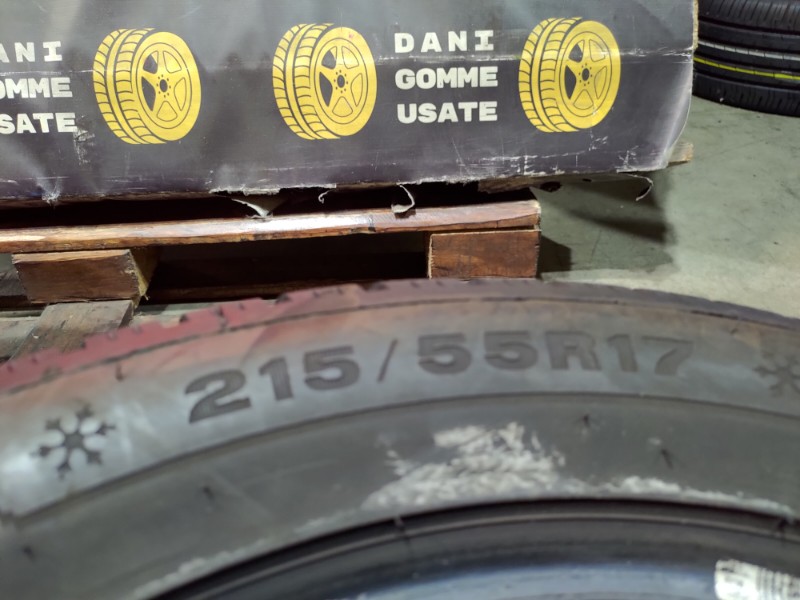 4 Gomme usate 215 55 17 Pneumatici Invernali DUNLOP 4 Gomme usate 215 55 17 Pneumatici Invernali DUNLOP