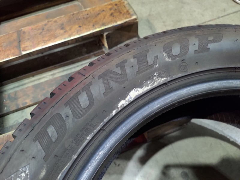 4 Gomme usate 215 55 17 Pneumatici Invernali DUNLOP 4 Gomme usate 215 55 17 Pneumatici Invernali DUNLOP