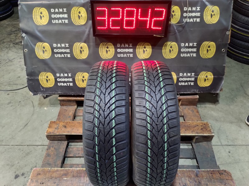 2 Gomme usate 185 65 15 Pneumatici Invernali CONTINENTAL 2 Gomme usate 185 65 15 Pneumatici Invernali CONTINENTAL