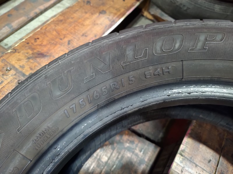 4 Gomme usate 175 65 15 Pneumatici Estivi DUNLOP 4 Gomme usate 175 65 15 Pneumatici Estivi DUNLOP