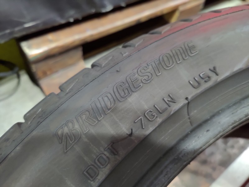 2 Gomme usate 245 45 19 Pneumatici Estivi BRIDGESTONE 2 Gomme usate 245 45 19 Pneumatici Estivi BRIDGESTONE