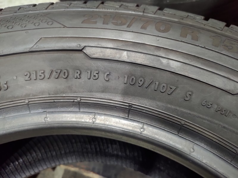 4 Gomme usate 215 70 15 C Pneumatici Estivi CONTINENTAL 4 Gomme usate 215 70 15 C Pneumatici Estivi CONTINENTAL