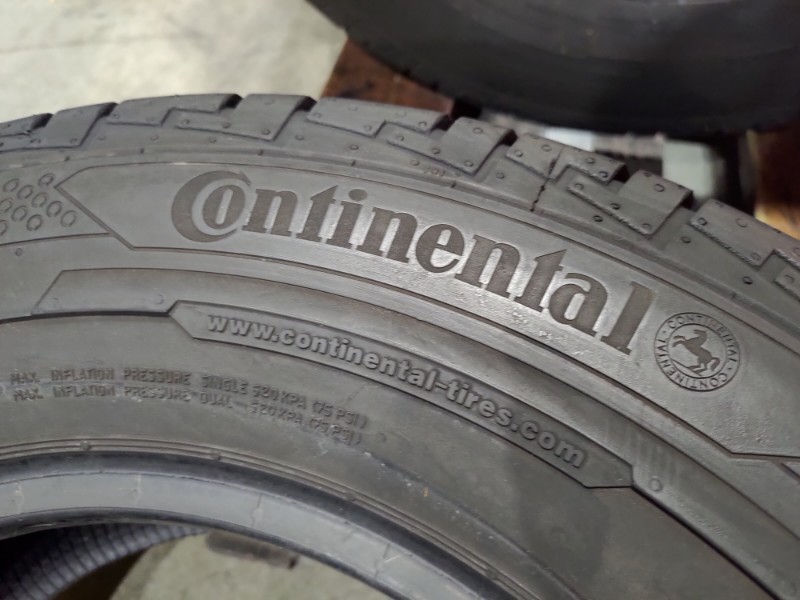 4 Gomme usate 215 70 15 C Pneumatici Estivi CONTINENTAL 4 Gomme usate 215 70 15 C Pneumatici Estivi CONTINENTAL