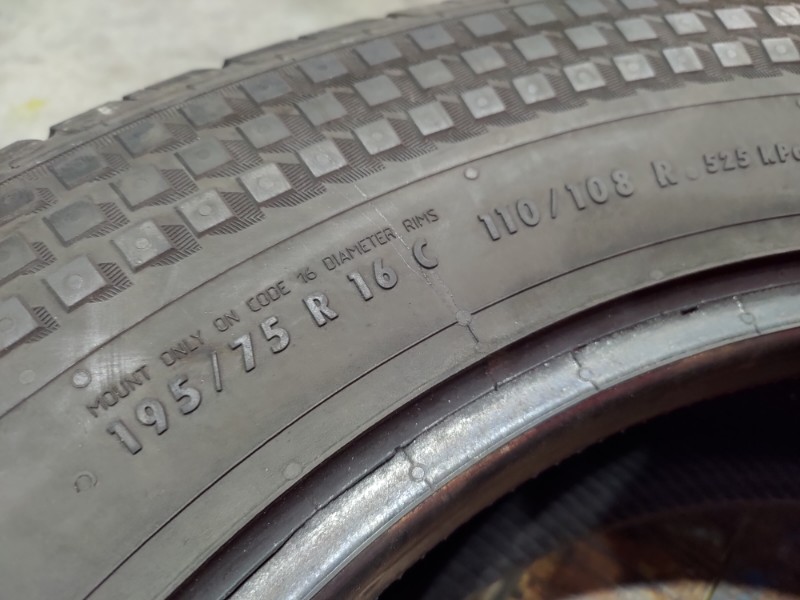 2 Gomme usate 195 75 16 C Pneumatici Estivi CONTINENTAL 2 Gomme usate 195 75 16 C Pneumatici Estivi CONTINENTAL