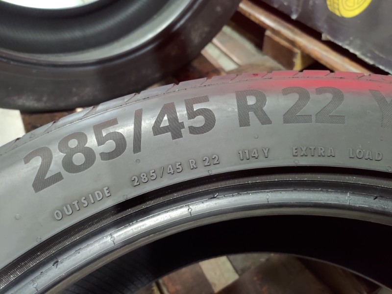 2 Gomme usate 285 45 22 e 2 Gomme usate 325 40 22 Pneumatici Estivi CONTINENTAL 2 Gomme usate 285 45 22 e 2 Gomme usate 325 40 22 Pneumatici Estivi CONTINENTAL