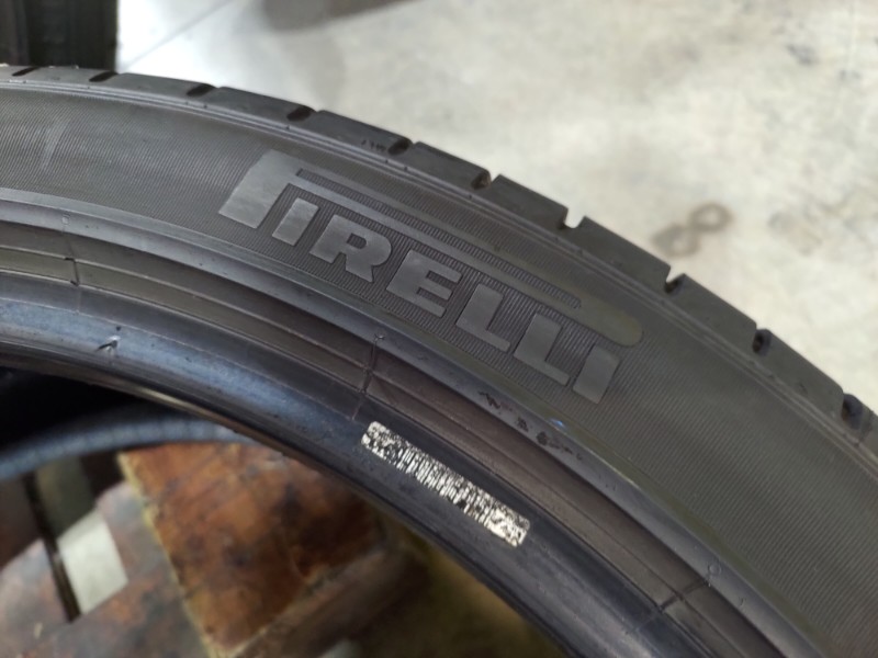 4 Gomme usate 255 40 21 Pneumatici Estivi PIRELLI 4 Gomme usate 255 40 21 Pneumatici Estivi PIRELLI