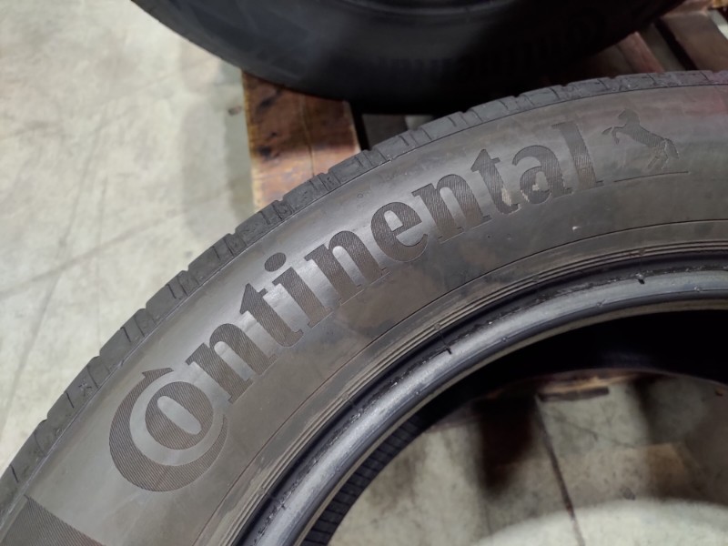 4 Gomme usate 235 55 18 Pneumatici Estivi CONTINENTAL 4 Gomme usate 235 55 18 Pneumatici Estivi CONTINENTAL