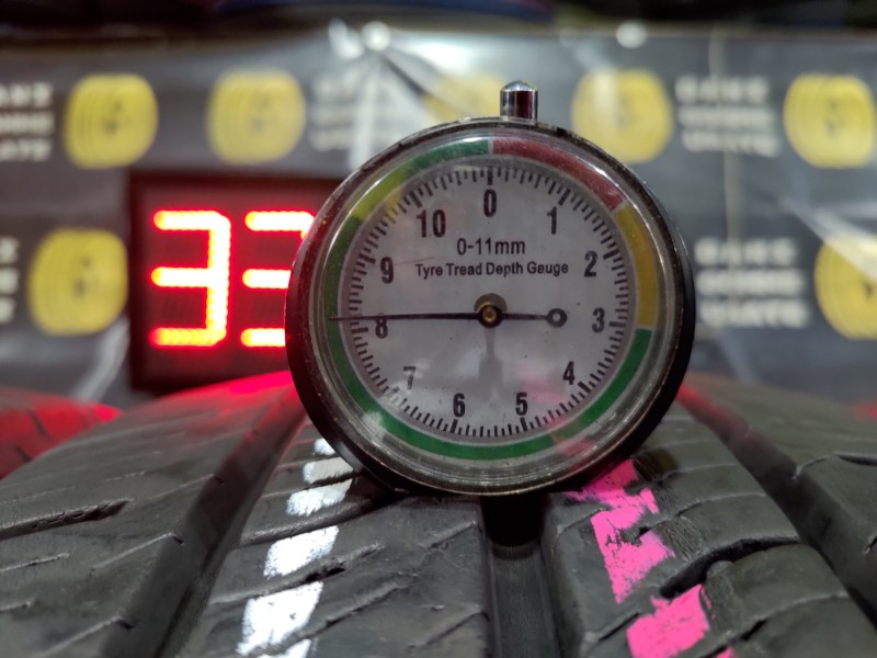 4 Gomme usate 225 70 15 C Pneumatici 4 Stagioni PIRELLI 4 Gomme usate 225 70 15 C Pneumatici 4 Stagioni PIRELLI