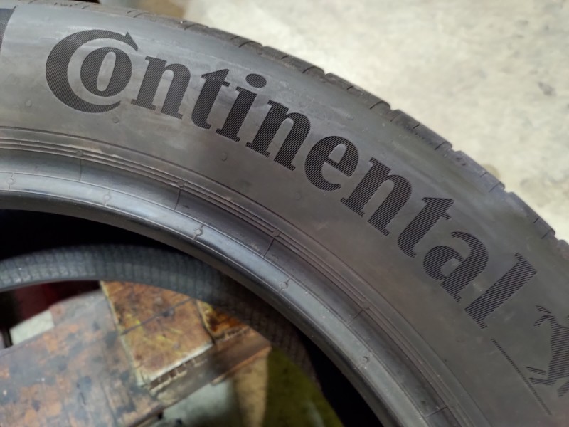4 Gomme usate 215 55 17 Pneumatici Estivi CONTINENTAL 4 Gomme usate 215 55 17 Pneumatici Estivi CONTINENTAL