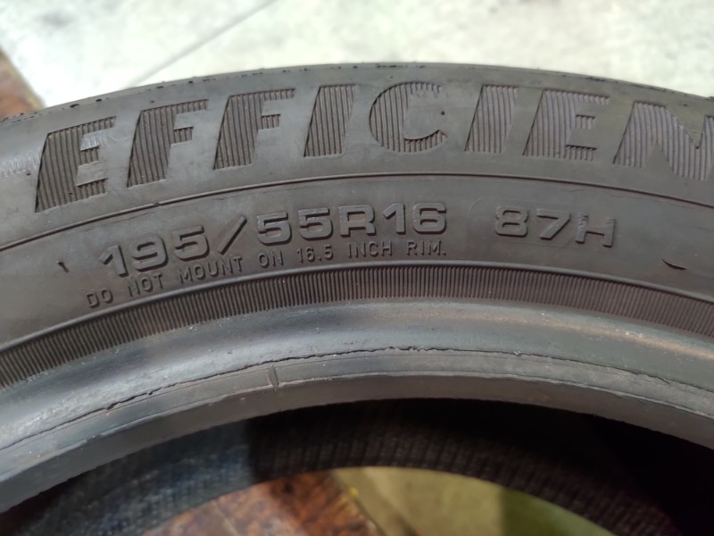 2 Gomme usate 195 55 16 Pneumatici Estivi GOODYEAR 2 Gomme usate 195 55 16 Pneumatici Estivi GOODYEAR