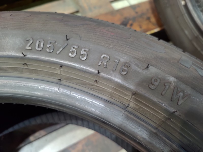 2 Gomme usate 205 55 16 Pneumatici Estivi PIRELLI 2 Gomme usate 205 55 16 Pneumatici Estivi PIRELLI