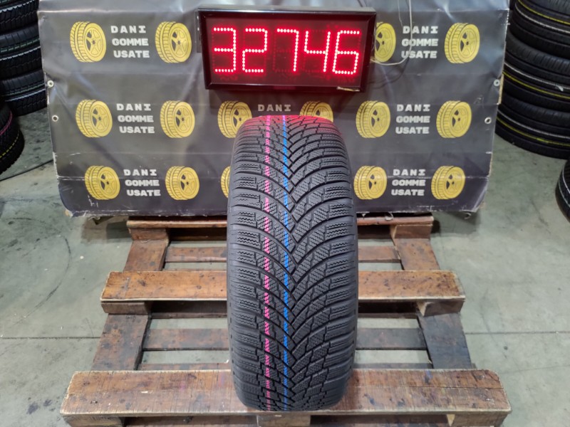 1 Gomma usata 215 50 18 Pneumatici Invernali FIRESTONE 1 Gomma usata 215 50 18 Pneumatici Invernali FIRESTONE