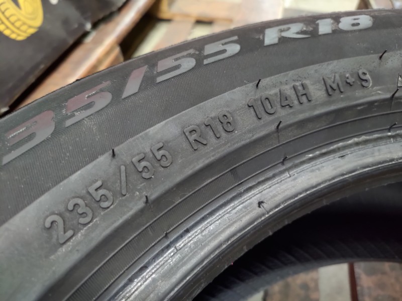 2 Gomme usate 235 55 18 Pneumatici Invernali PIRELLI 2 Gomme usate 235 55 18 Pneumatici Invernali PIRELLI