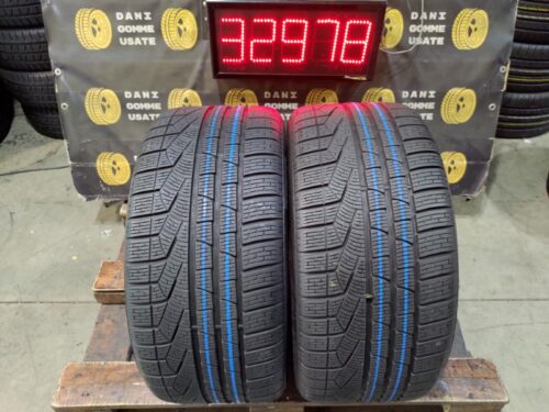 2 Gomme usate 255 40 18 Pneumatici Invernali PIRELLI